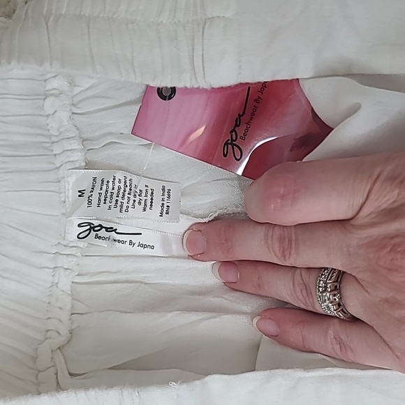 Goa Beachwear by Japna Tulip Crop Pants with Crochet Lace Detail in White - Picture 9 of 17